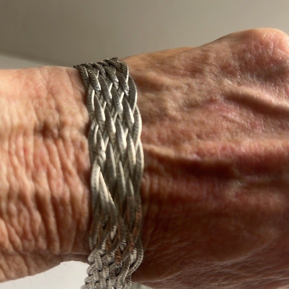 Sterling Silver 9 strand Herringbone Bracelet. - Picture 6 of 6